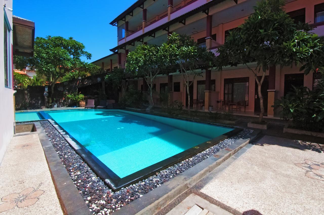 Pesona Beach Inn Kuta Lombok Exterior foto